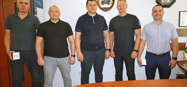 Працівників ДНДЕКЦ МВС відзначили нагородами Служби безпеки України