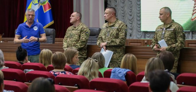 За ініціативи родин бійців 3-ої бригади оперативного призначення імені полковника Петра Болбочана “Спартан” відбулася зустріч під головуванням командувача Нацгвардії бригадного генерала Олександра Півненка.